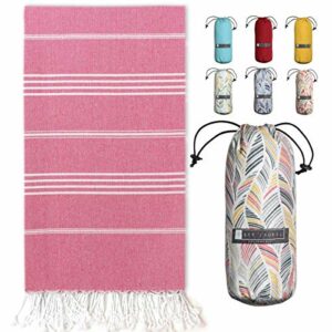 BAY LAUREL Turkish Beach Towel with Travel Bag